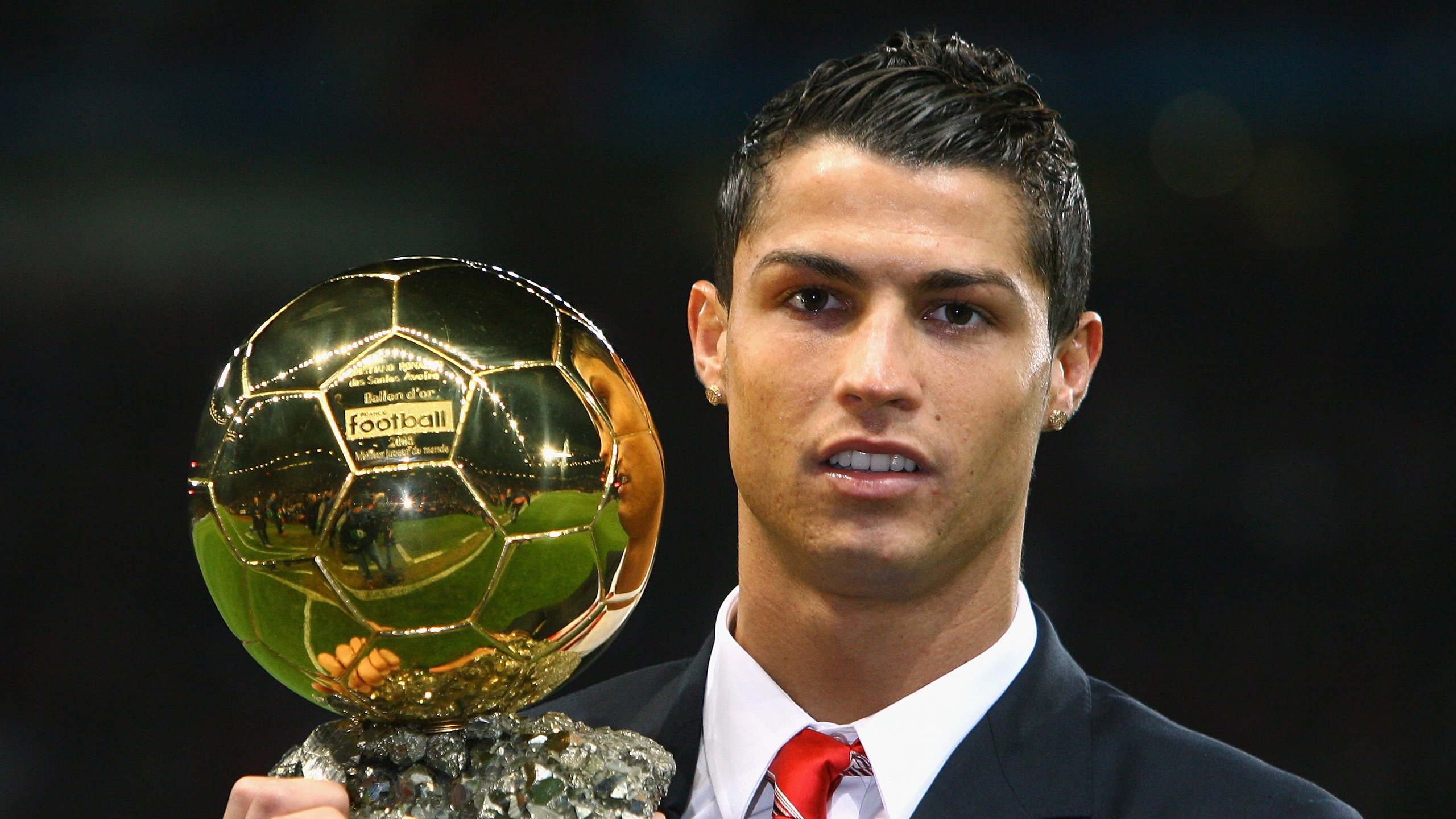 打穿AC米兰防线,C罗赛后评分全满分,皇马悍将成最大奇兵!